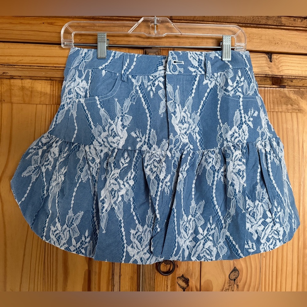 Lovelo Blue and White Lace Mini Skirt